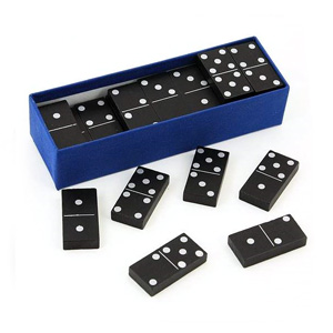 Velké domino v papírové krabičce