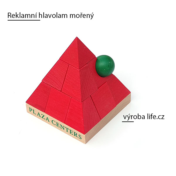 Červená pyramida a zelená kulička